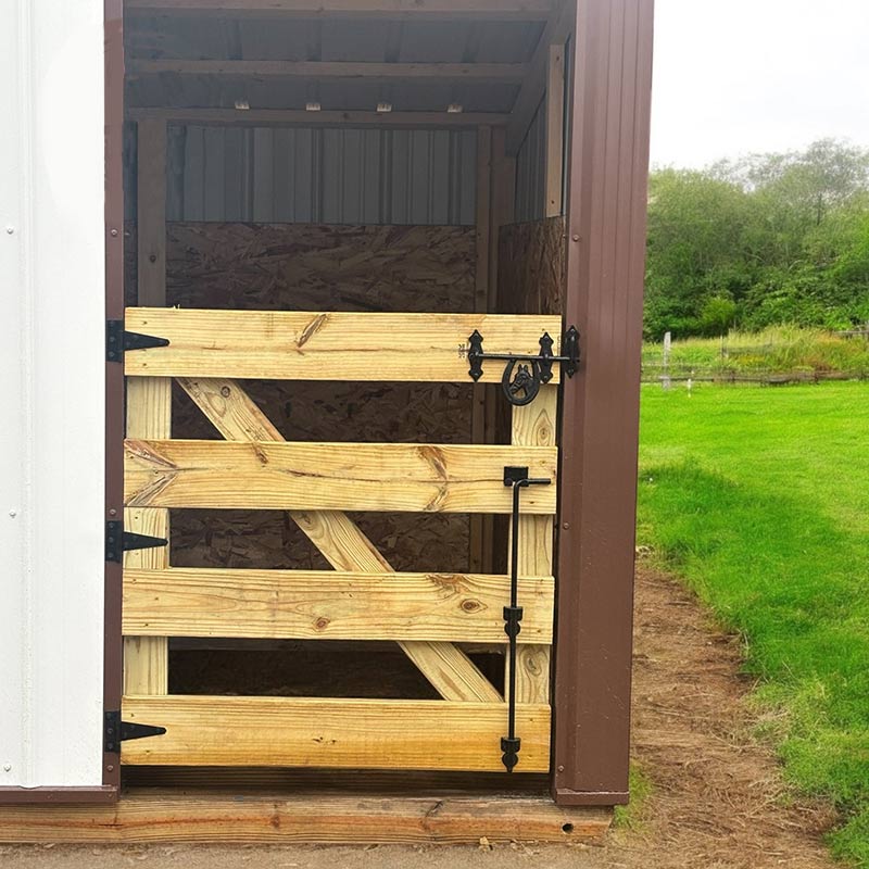 Driftless Outdoors 8’ x 8’ Shelter with Gate white and brown close up of gate
