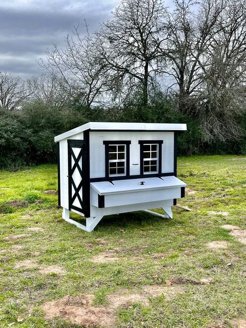 OverEZ Chicken Coop Large Up to 15 Chickens white chicken coop front on grass
