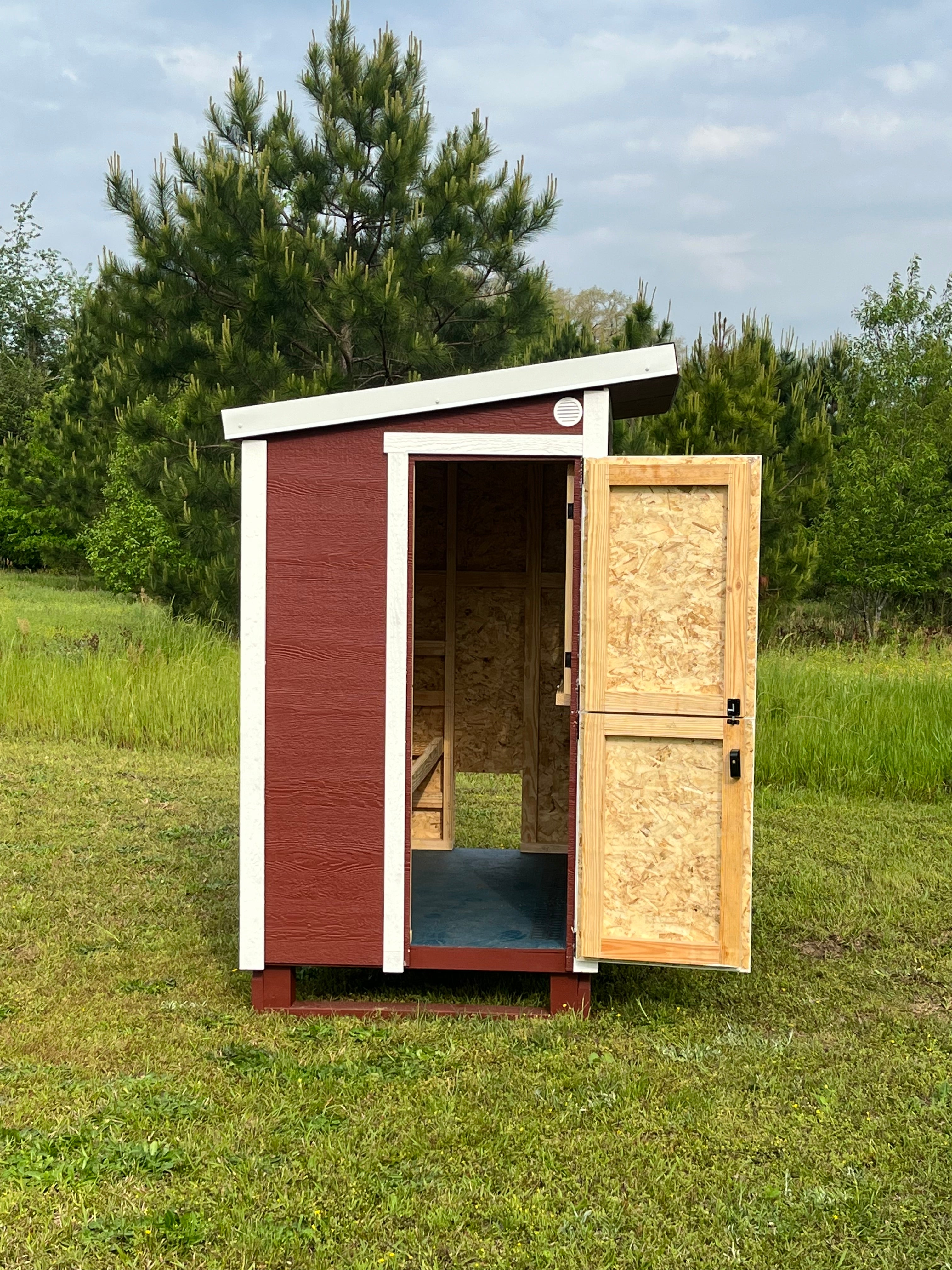 OverEZ Chicken Coop Walk-In Up to 18 Chickens side view with open man door