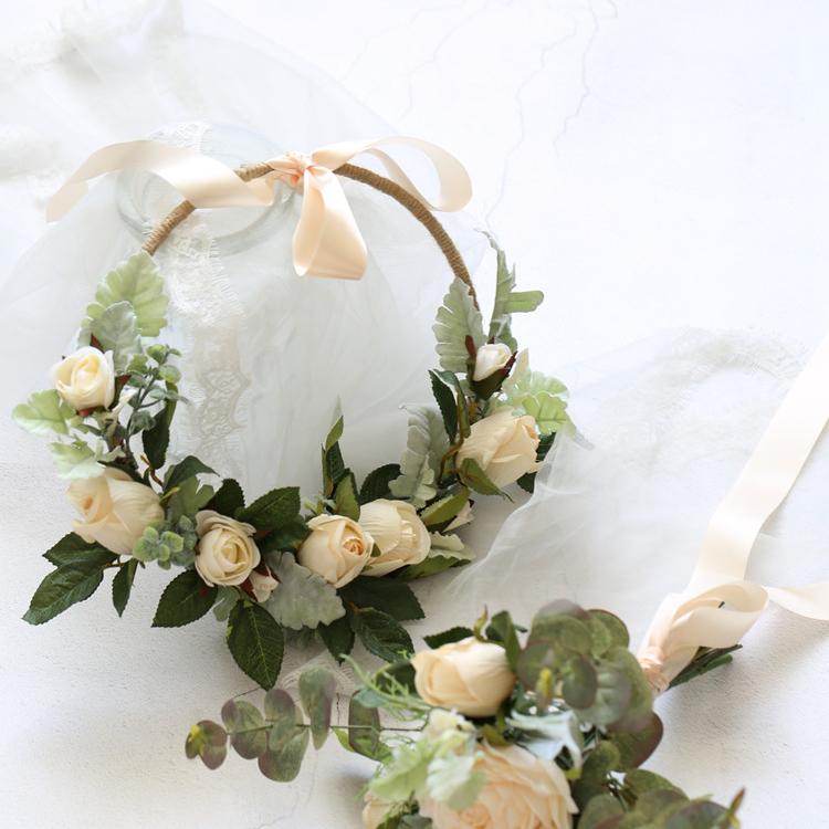 RusticReach Floral Hoop Artificial White Rose with Green Leaves 9" D